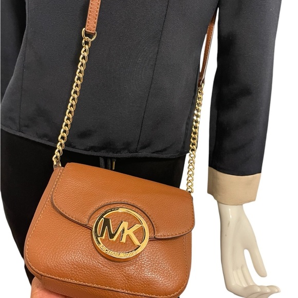 MICHAEL Michael Kors Small Pebbled Leather Crossbody Bag Purse with chain straps - Picture 2 of 14